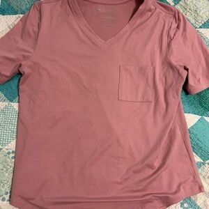 ZYIA Women’s Dusty Rose V-Neck Tee with Pocket